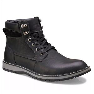 Members Only Wingtip Leather Lug Sole Boot